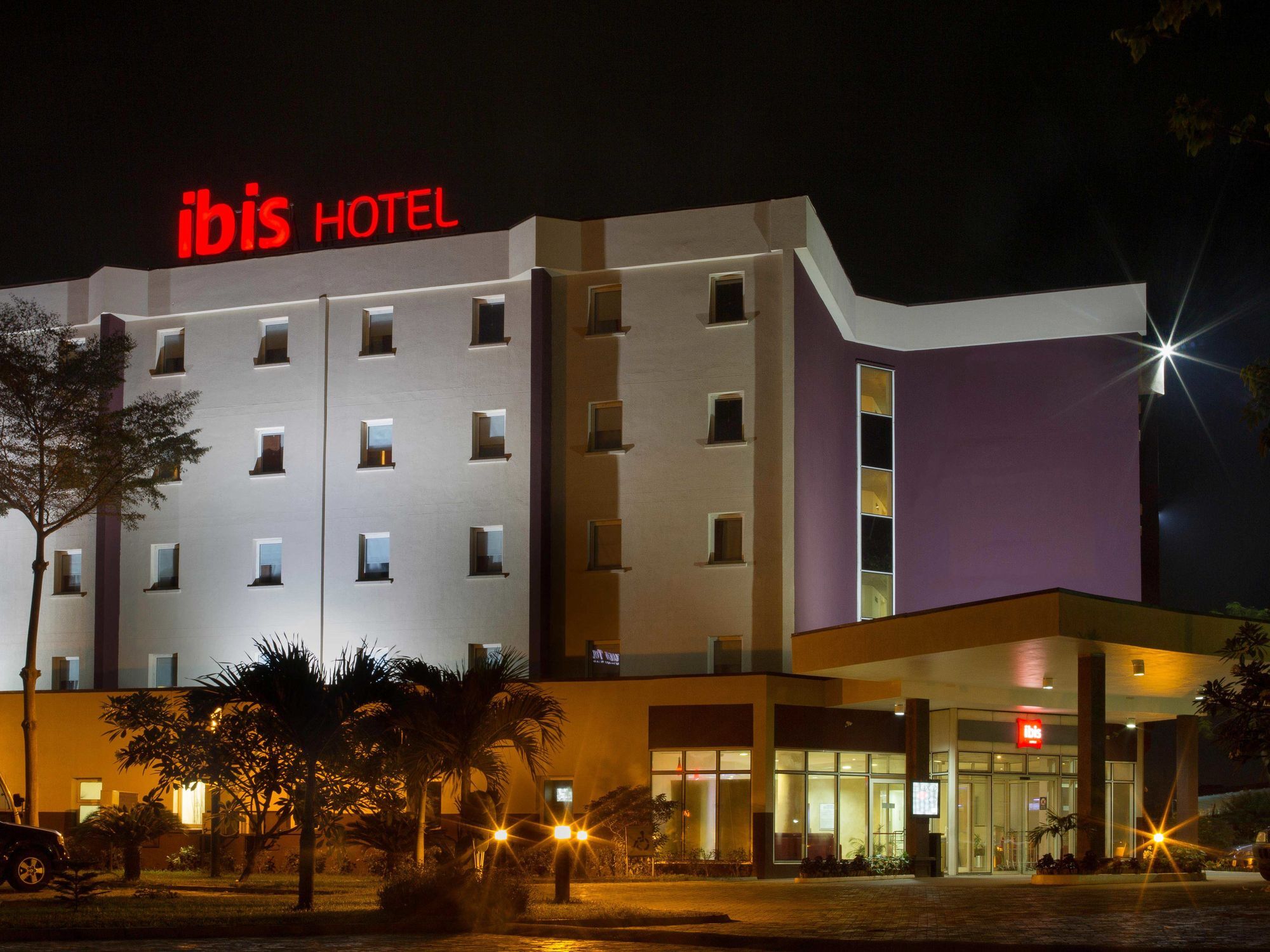 Ibis Lagos Airport Ikeja Exterior photo