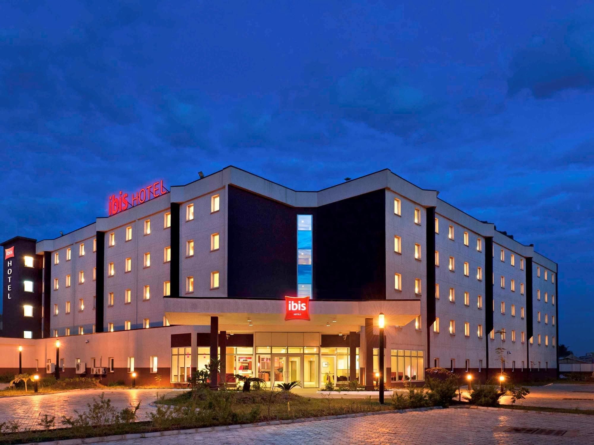 Ibis Lagos Airport Ikeja Exterior photo